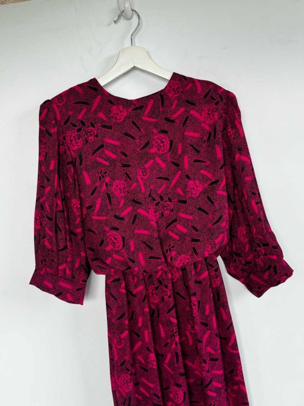 Vintage Just in Thyme LTD Women's Pink Floral Midi Dress